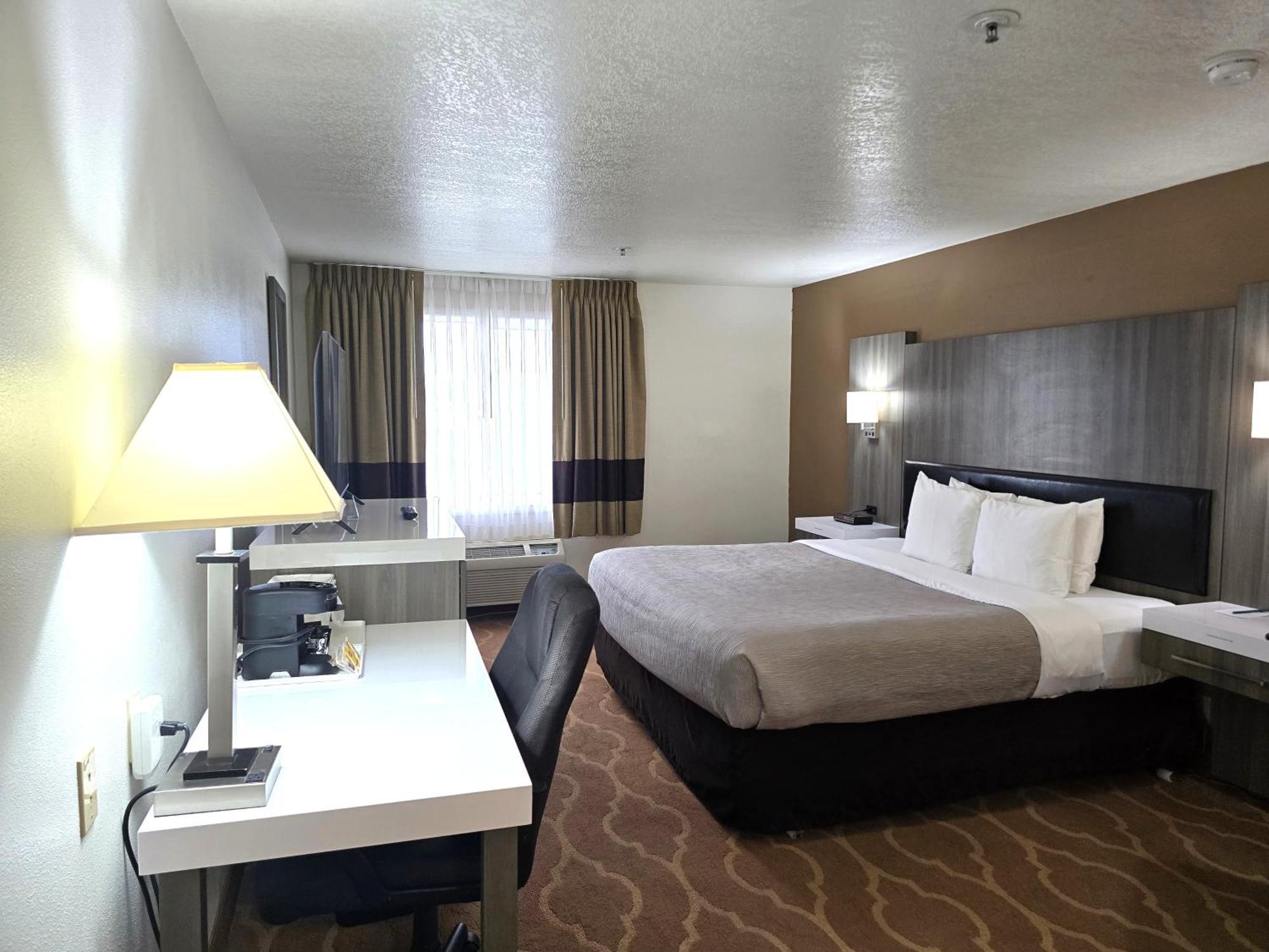 Quality Inn & Suites Longview Kelso Exterior foto