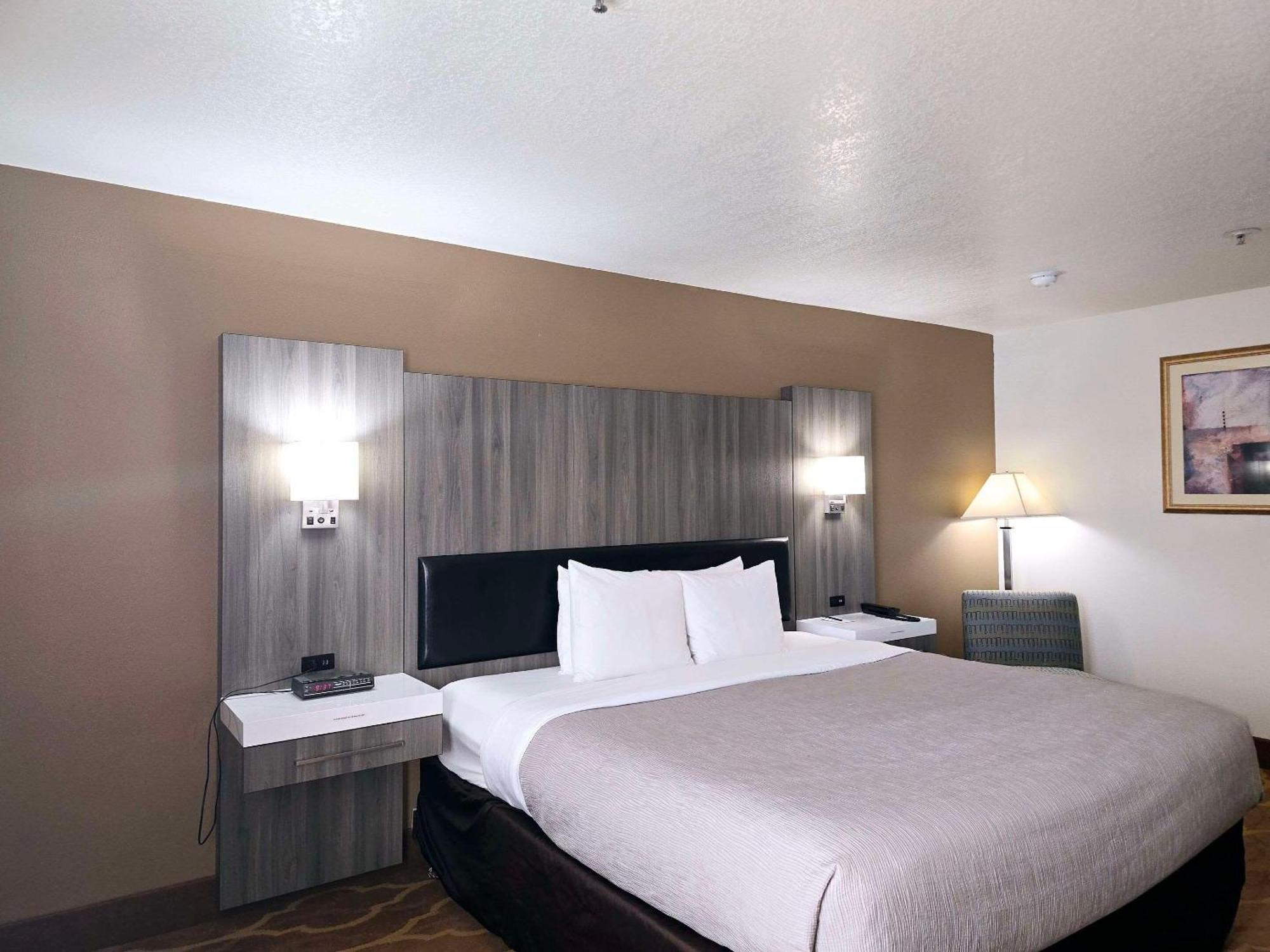 Quality Inn & Suites Longview Kelso Exterior foto